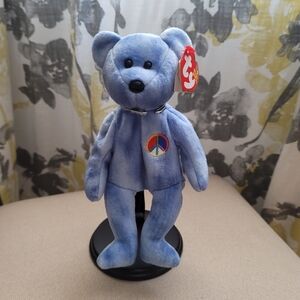 TY BEANIE BABY 2002 Peace Bear with Display Stand